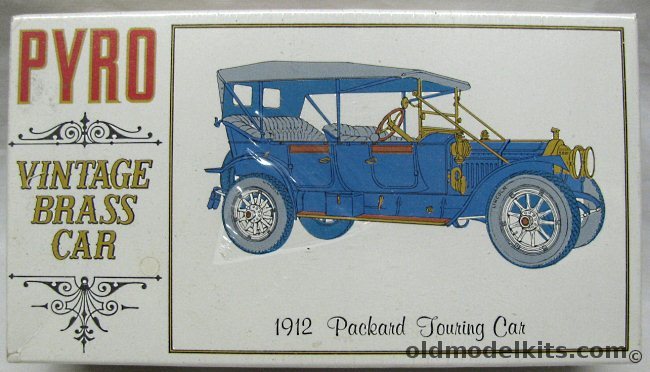 Pyro 1/32 1912 Packard Model 30 Touring Car, C457-125 plastic model kit